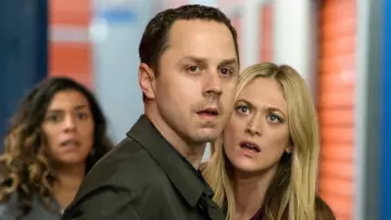 Sneaky Pete - Saison 2 - VF